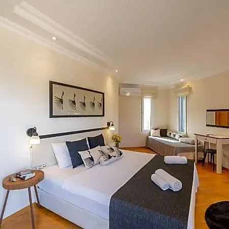Hotel Lacitrus And